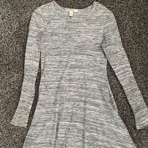 Heather grey long sleeve cotton dress.